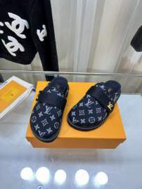 Picture of Louis Vuitton Slippers _SKULVsz35-41mnf0310590